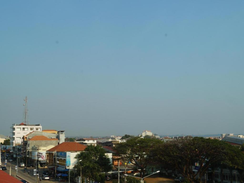 Seng aroun hotel Pakse Bagian luar foto